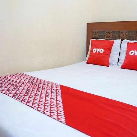Oyo 91762 Green Home Stay Syariah Purwakarta Kültér fotó