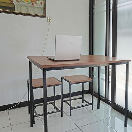 Oyo 91762 Green Home Stay Syariah Purwakarta Kültér fotó