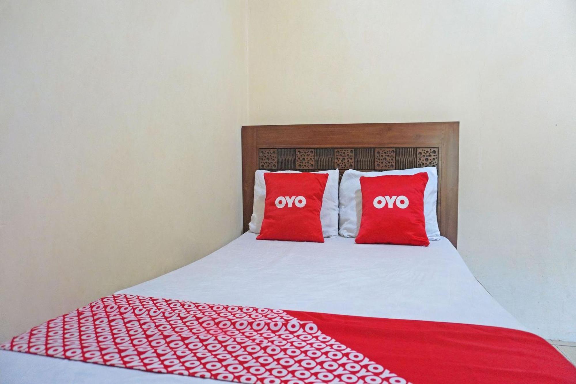 Oyo 91762 Green Home Stay Syariah Purwakarta Kültér fotó
