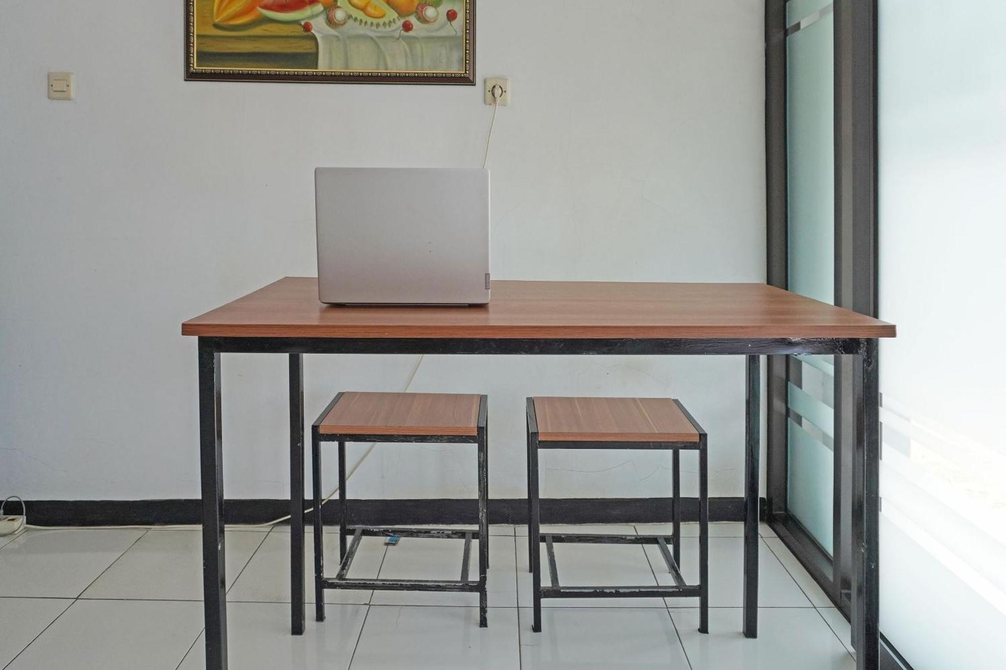 Oyo 91762 Green Home Stay Syariah Purwakarta Kültér fotó